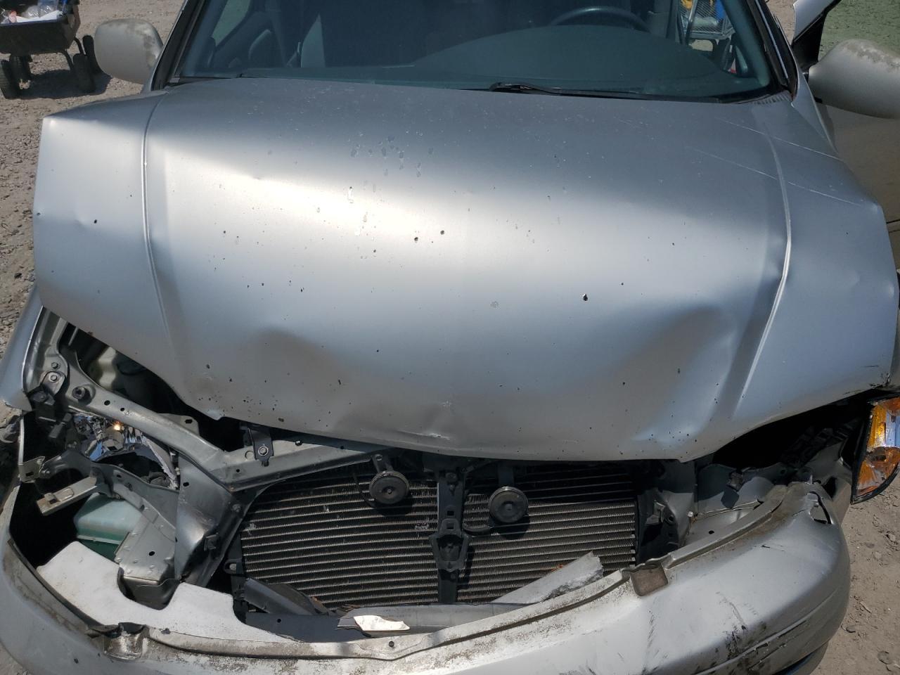 2002 TOYOTA SIENNA