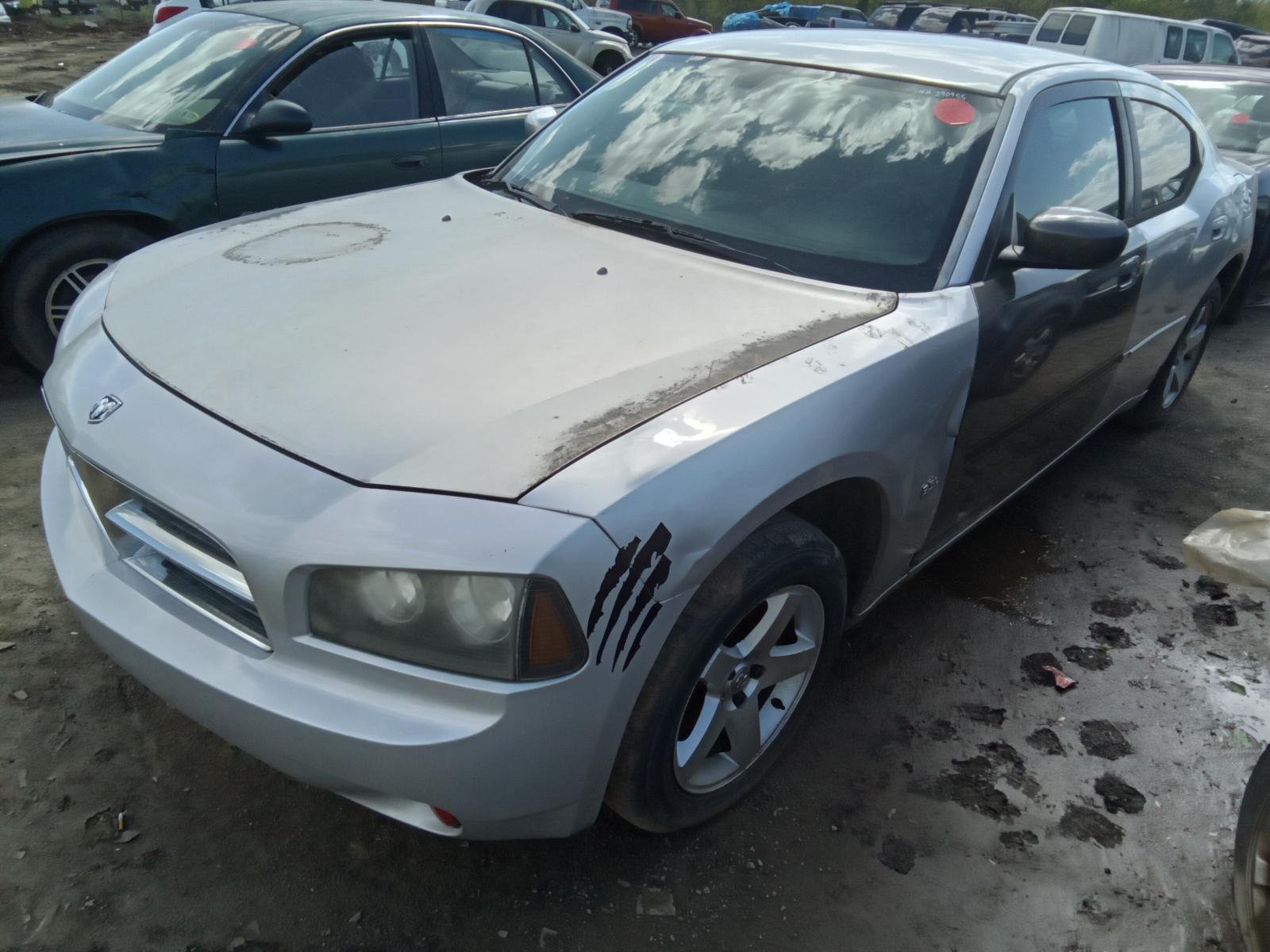 2010 DODGE CHARGER