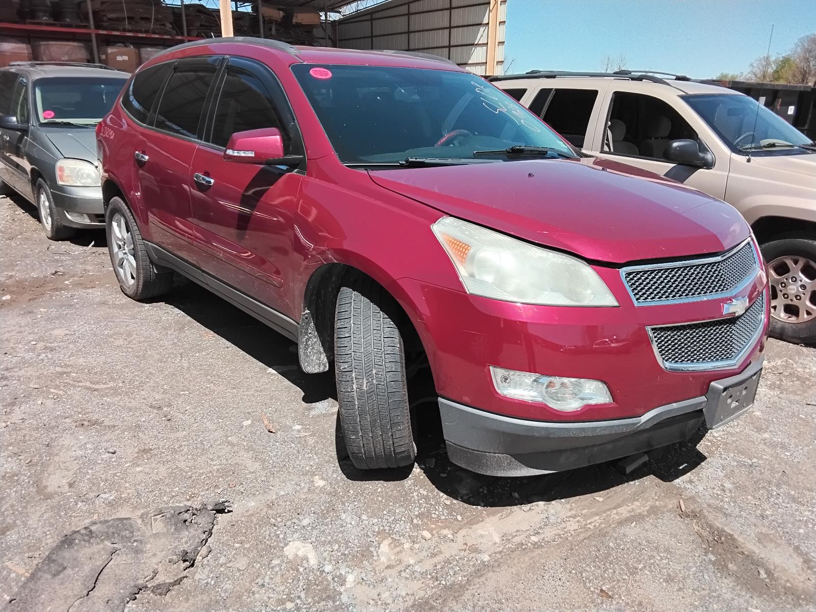 2011 CHEVROLET TRAVERSE
