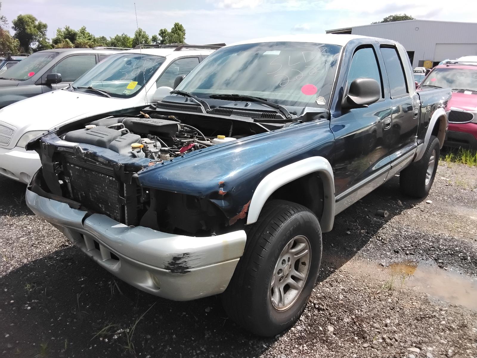 2004 DODGE DAKOTA