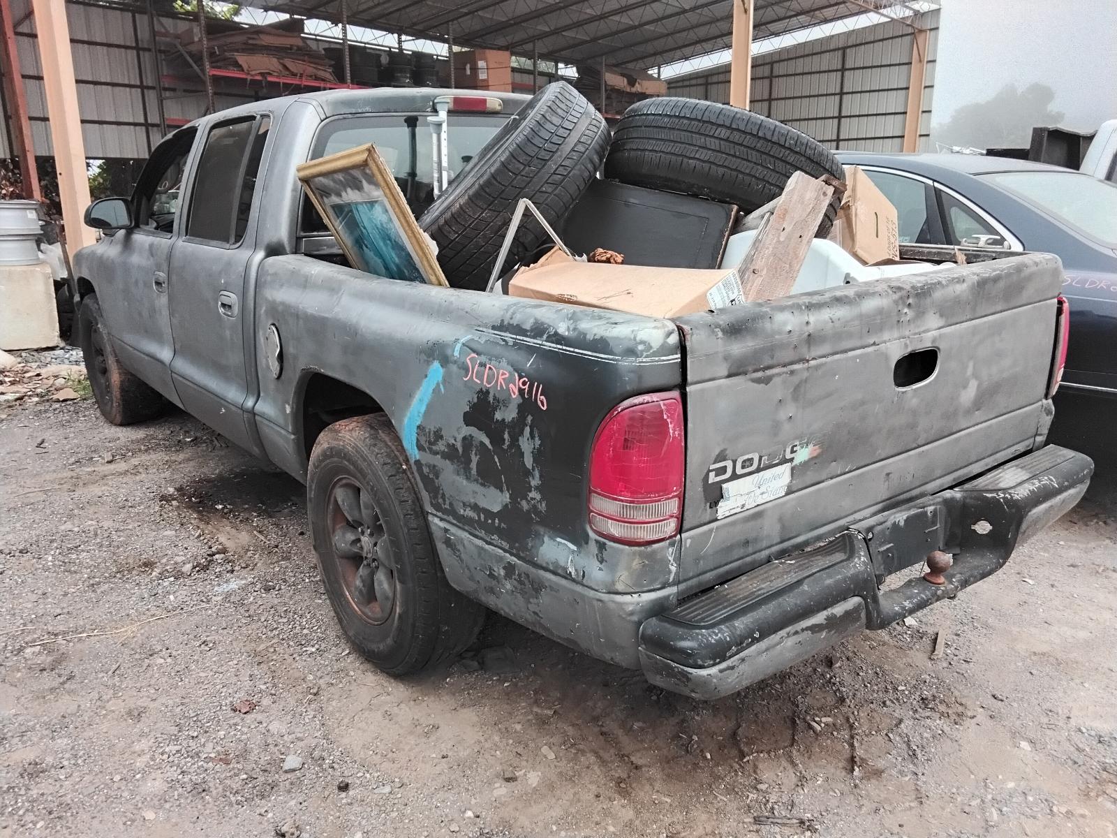 2003 DODGE DAKOTA