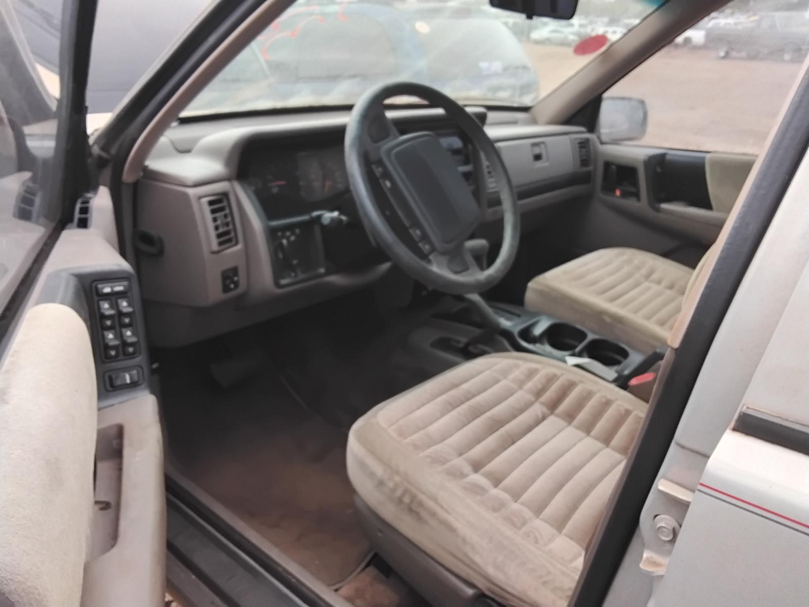 1993 JEEP GRAND CHEROKEE