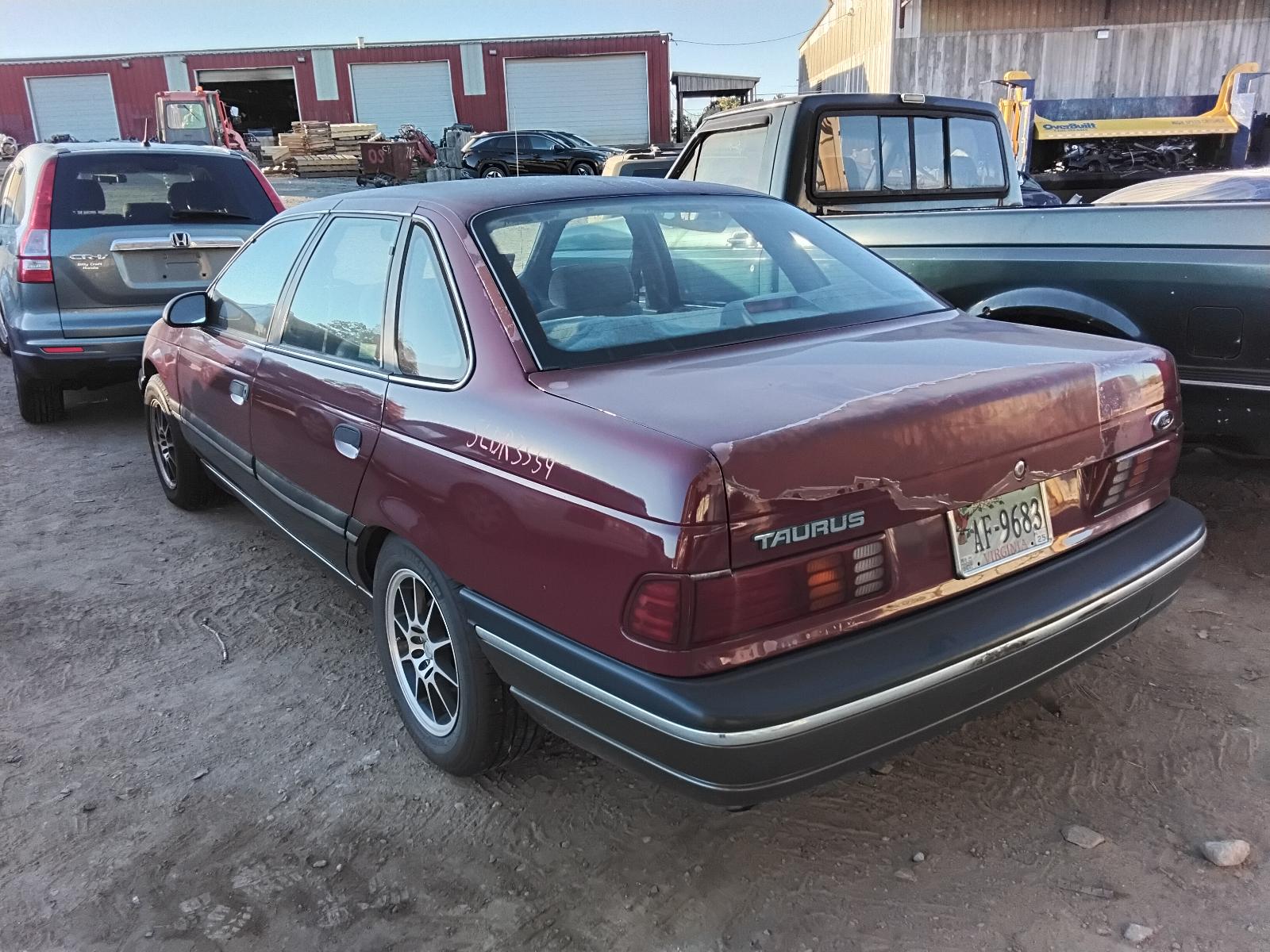 1988 FORD TAURUS