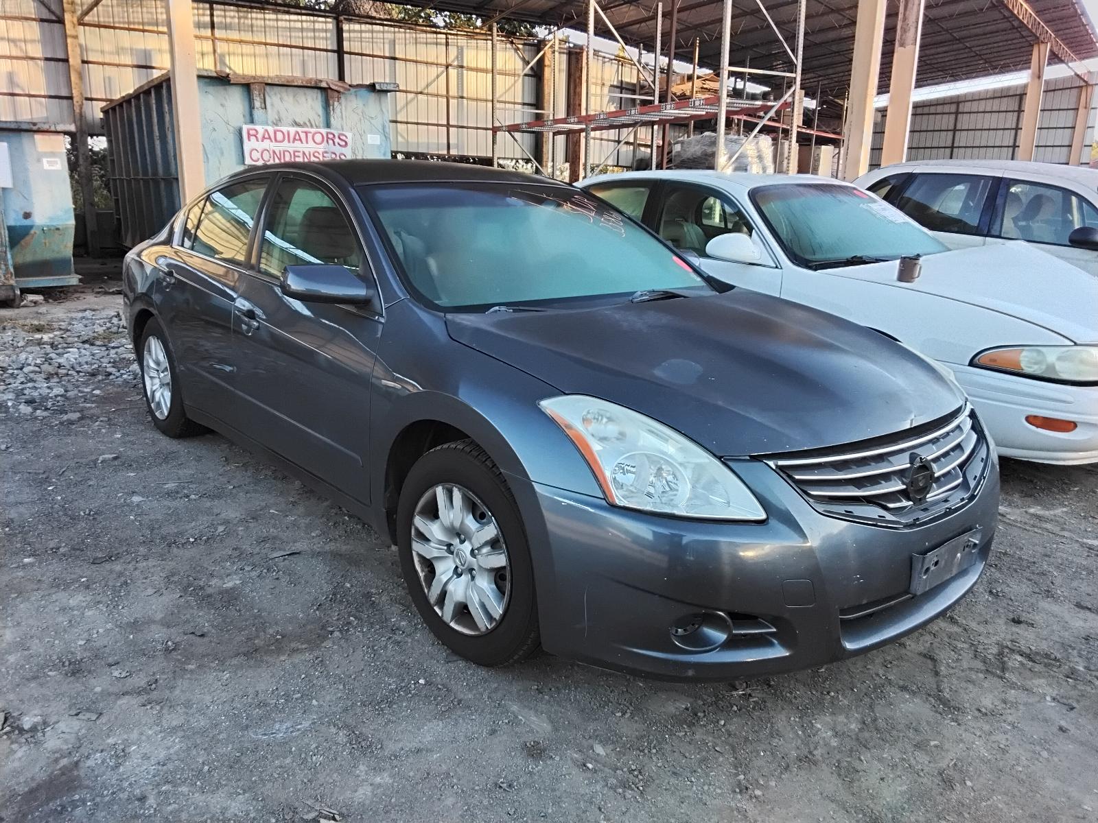 2010 NISSAN ALTIMA
