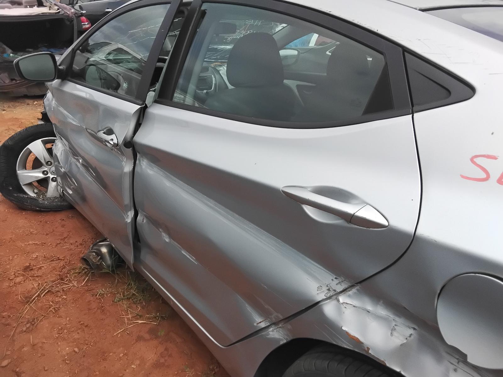 2011 HYUNDAI ELANTRA