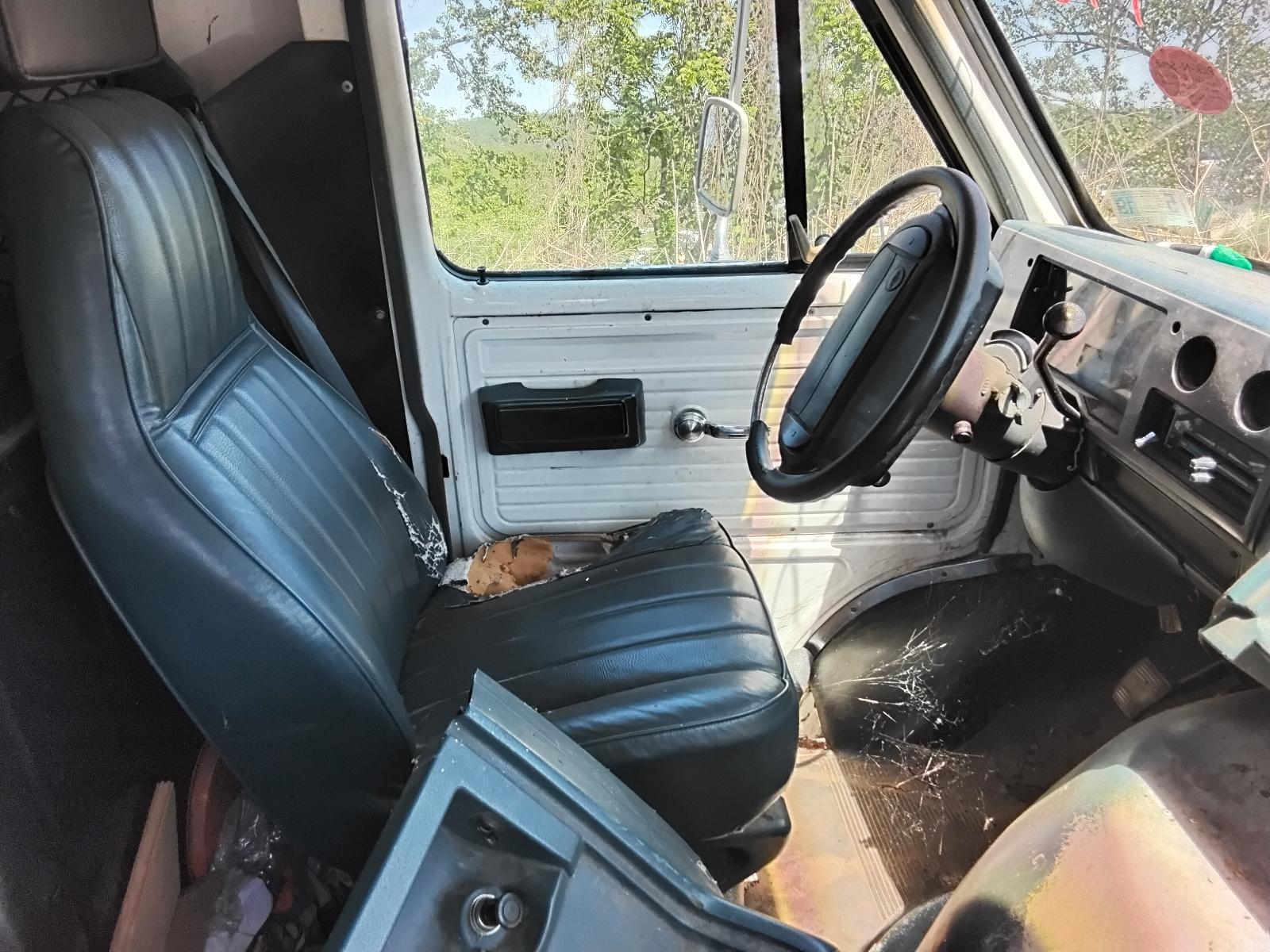 1994 CHEVROLET CHEVROLET 20 VAN