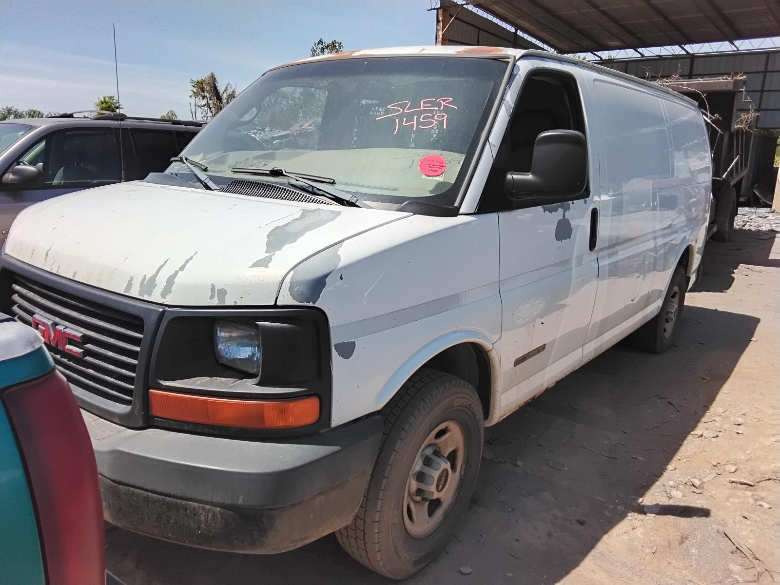 2005 GMC SAVANA 2500 VAN
