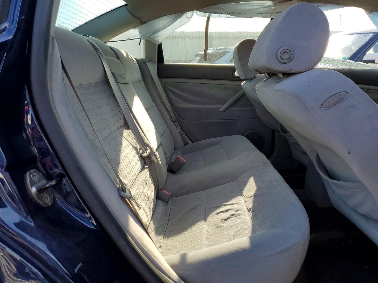 2002 VOLKSWAGEN PASSAT
