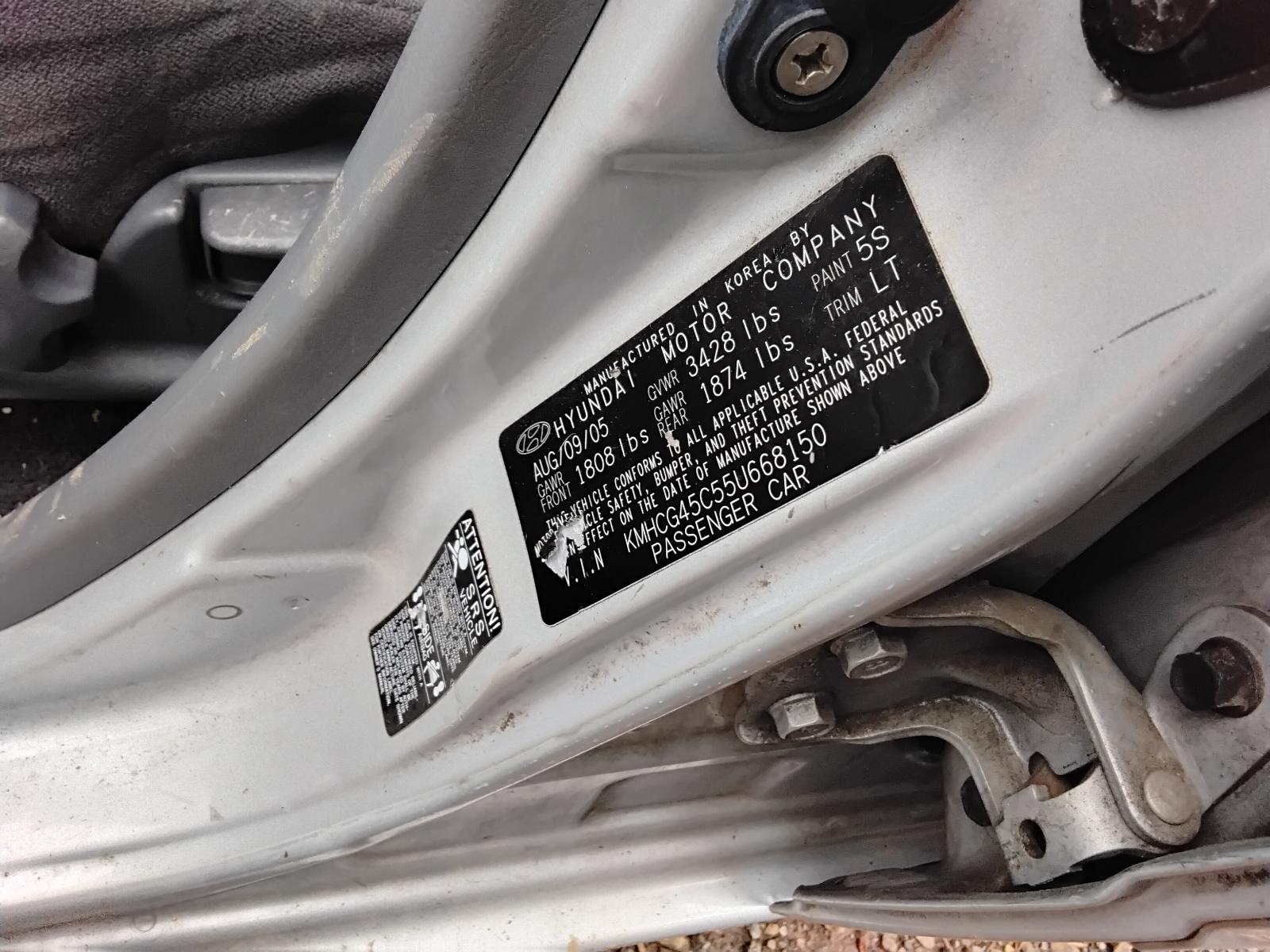 2005 HYUNDAI ACCENT
