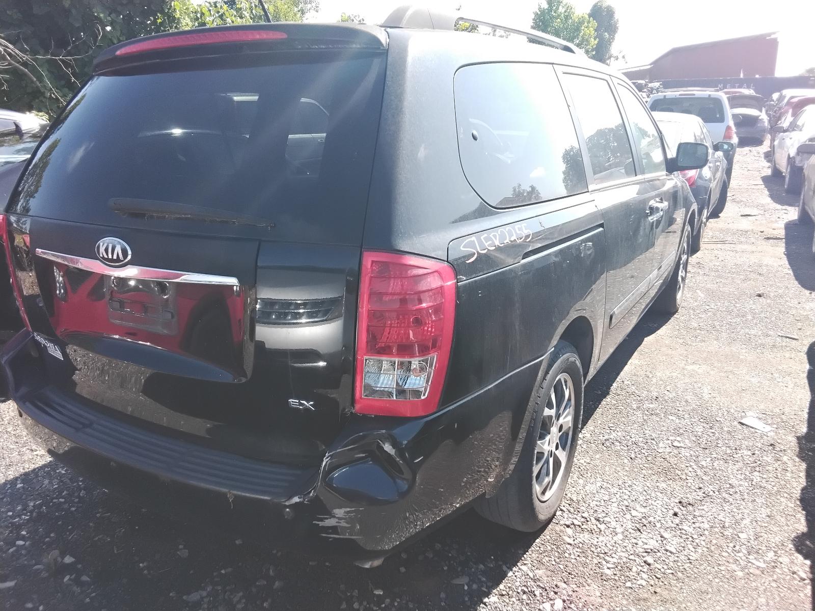 2014 KIA SEDONA