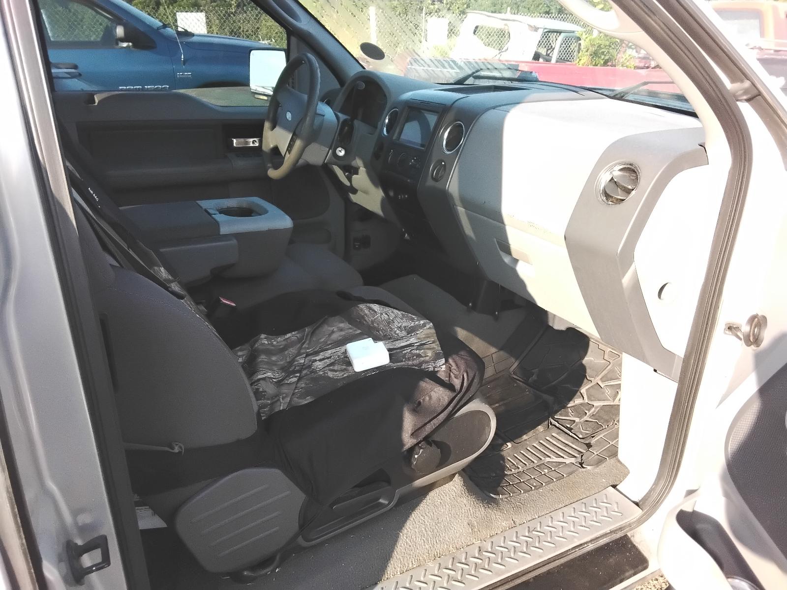 2005 FORD FORD F150 PICKUP