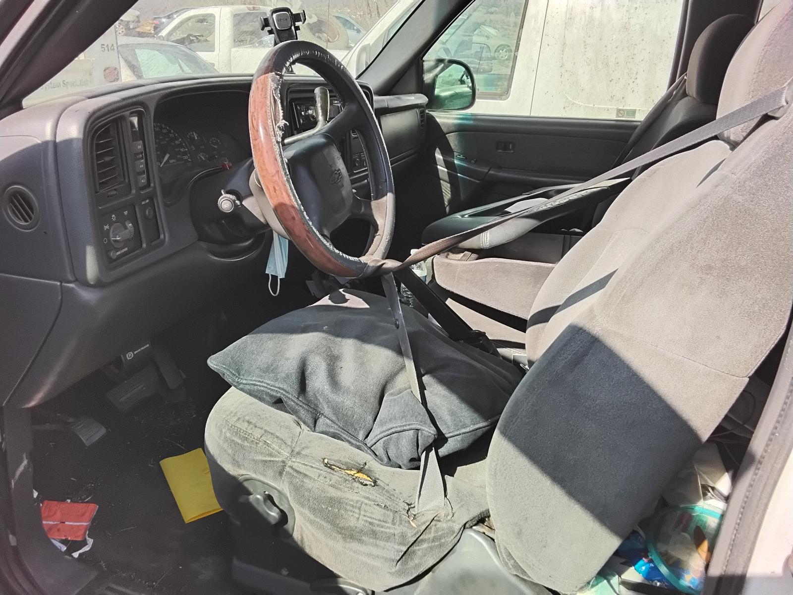 2002 CHEVROLET SILVERADO 2500 PICKUP