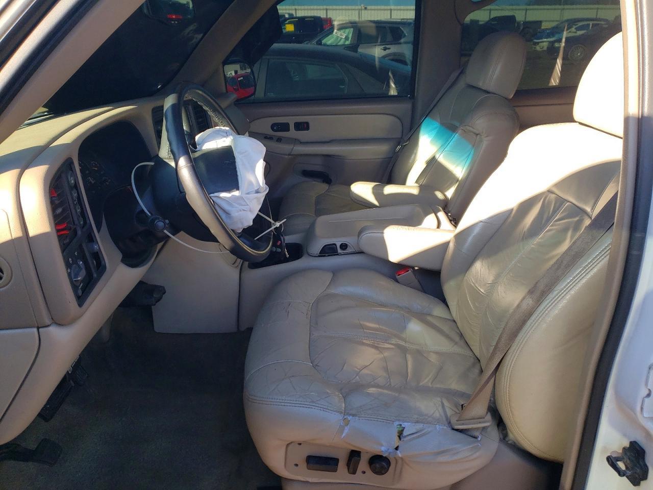 2002 CHEVROLET TAHOE