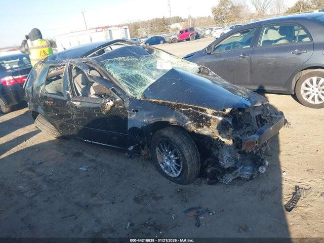 2004 VOLKSWAGEN GOLF