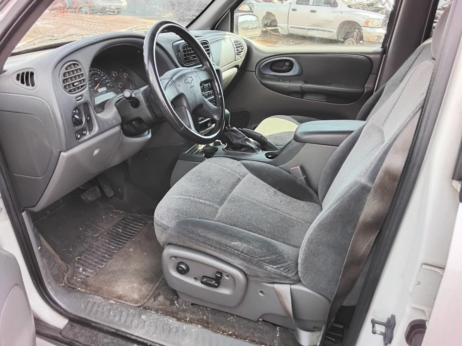 2002 CHEVROLET TRAILBLAZER