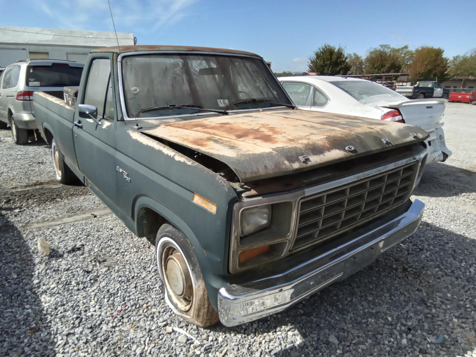 1981 FORD FORD F100 PICKUP