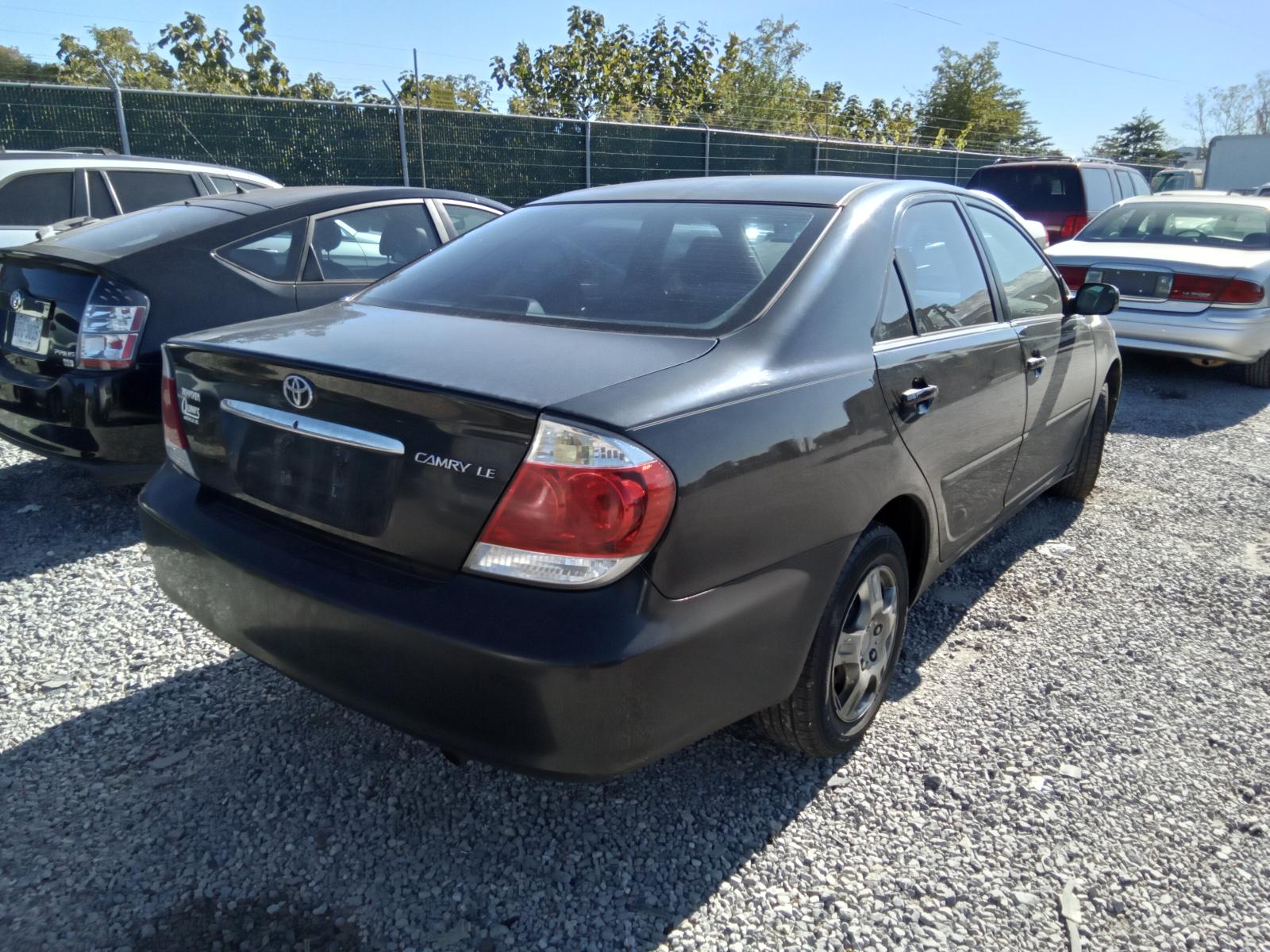 2005 TOYOTA CAMRY