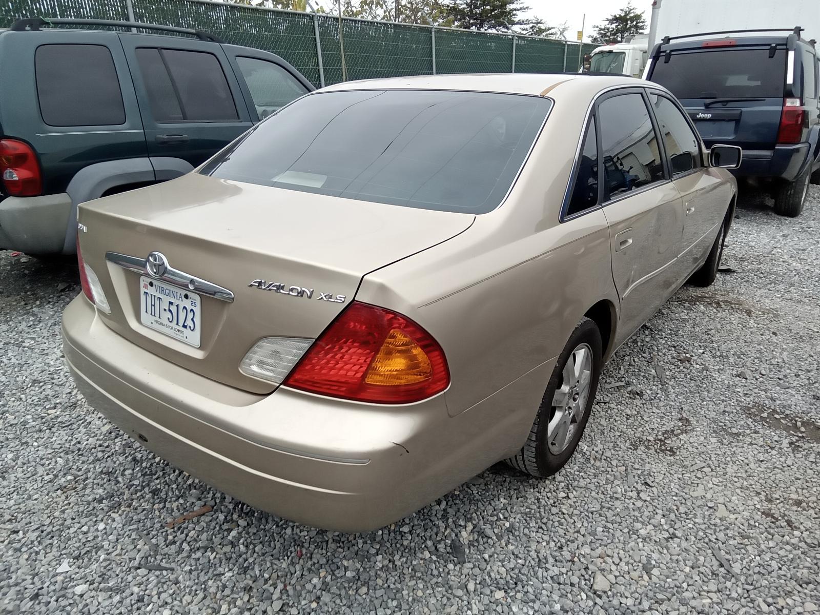 2000 TOYOTA AVALON