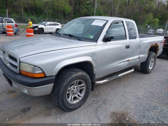 2003 DODGE DAKOTA