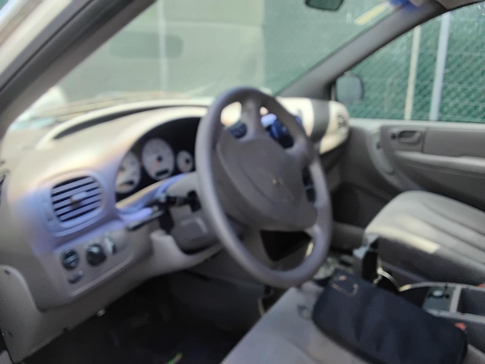 2002 CHRYSLER TOWN & COUNTRY