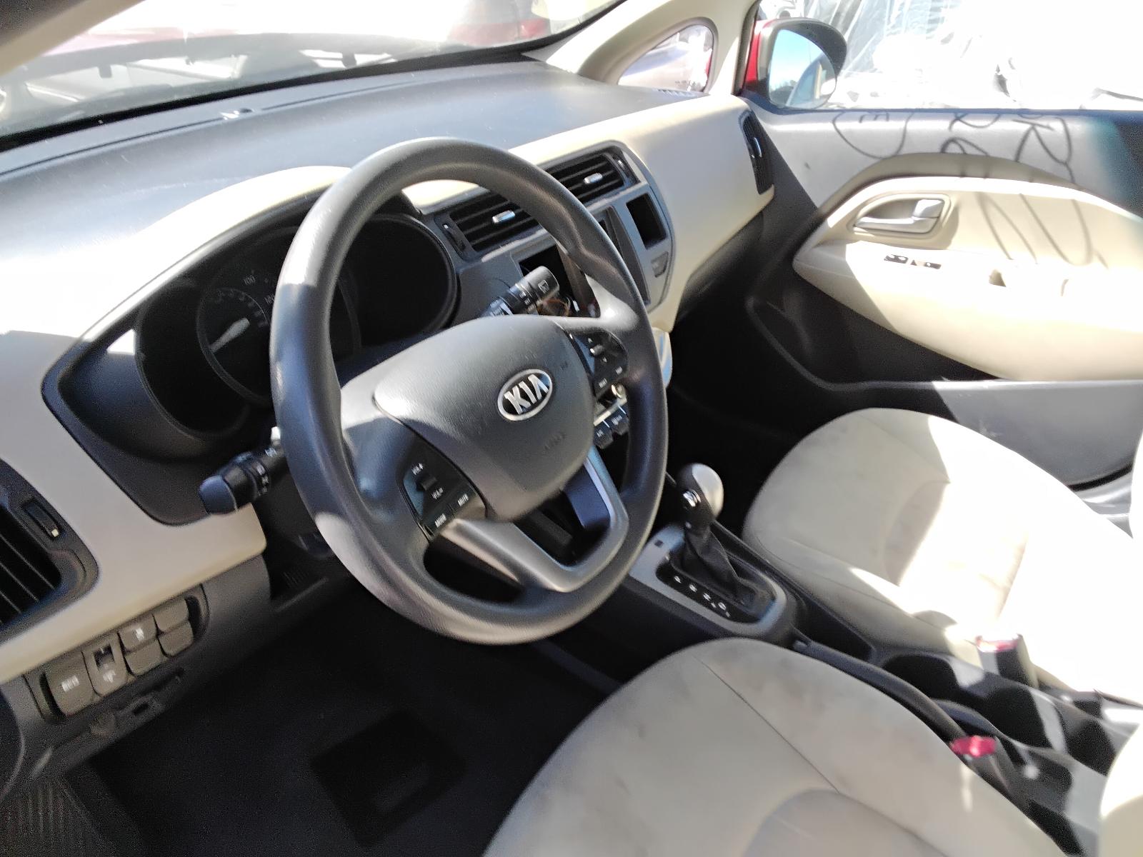 2013 KIA RIO