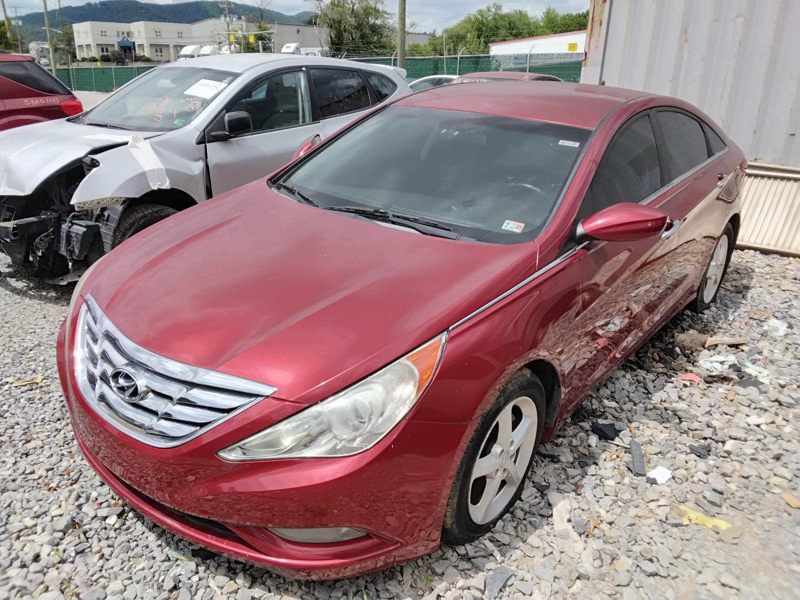 2011 HYUNDAI SONATA