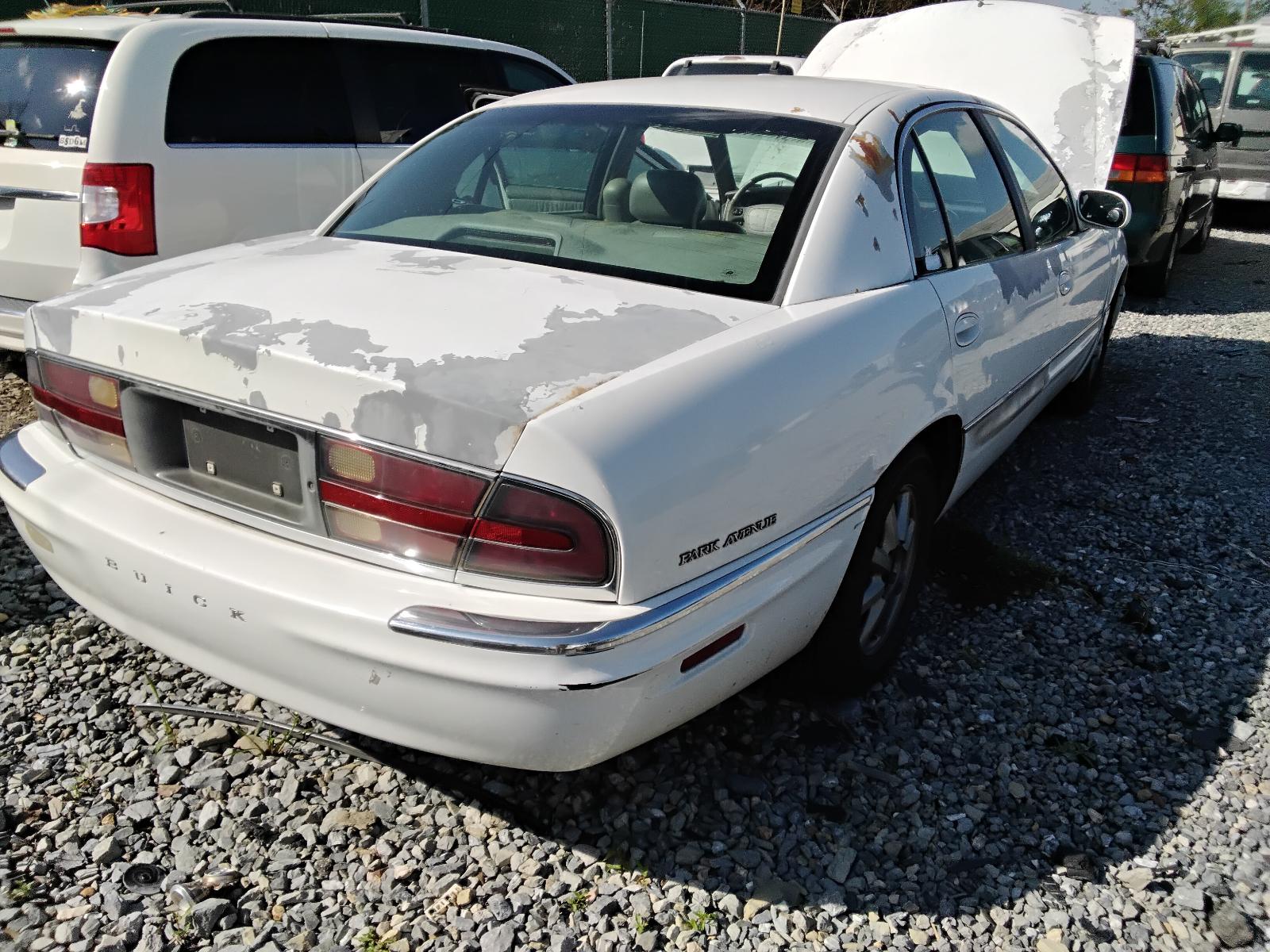 2000 BUICK PARK AVENUE