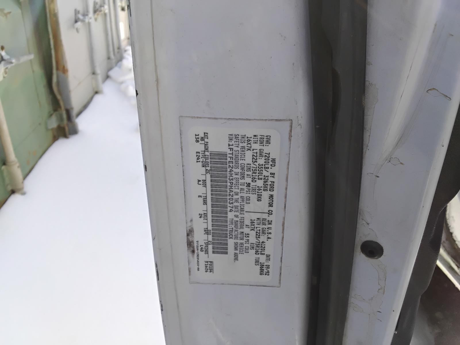 1993 FORD FORD E250 VAN