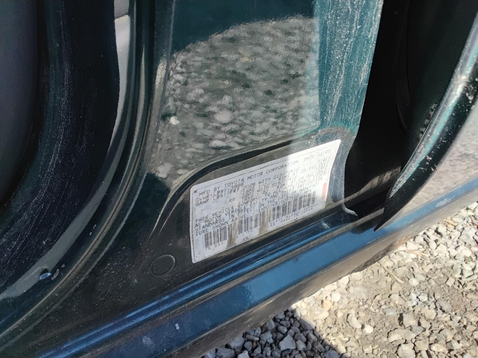 2001 TOYOTA RAV4