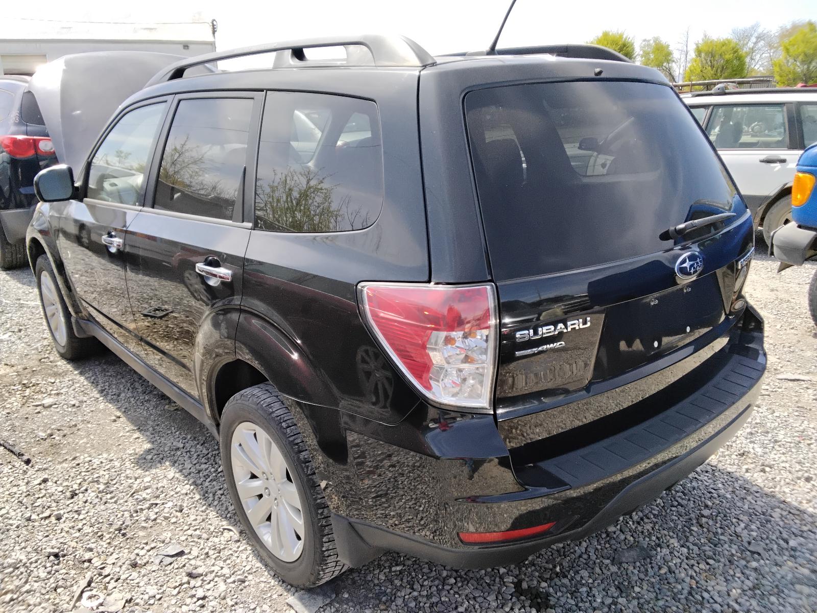 2011 SUBARU FORESTER