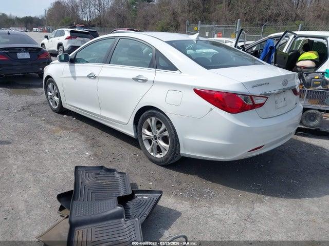 2011 HYUNDAI SONATA
