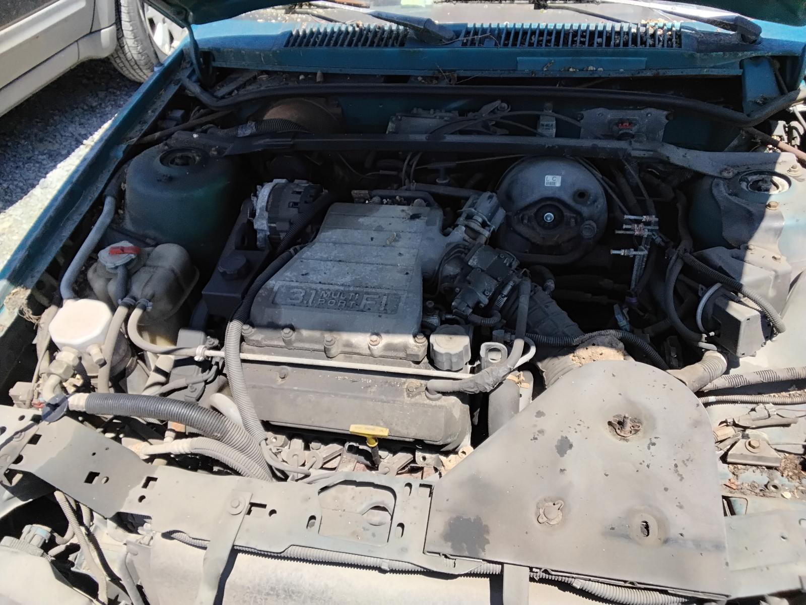 1993 CHEVROLET CAVALIER