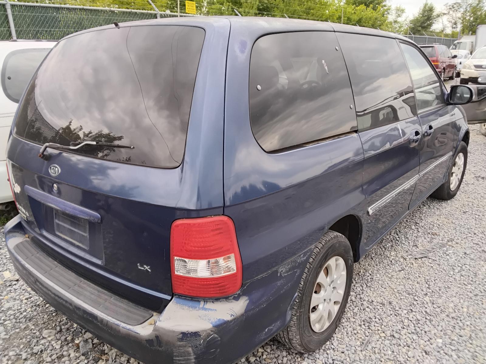 2004 KIA SEDONA