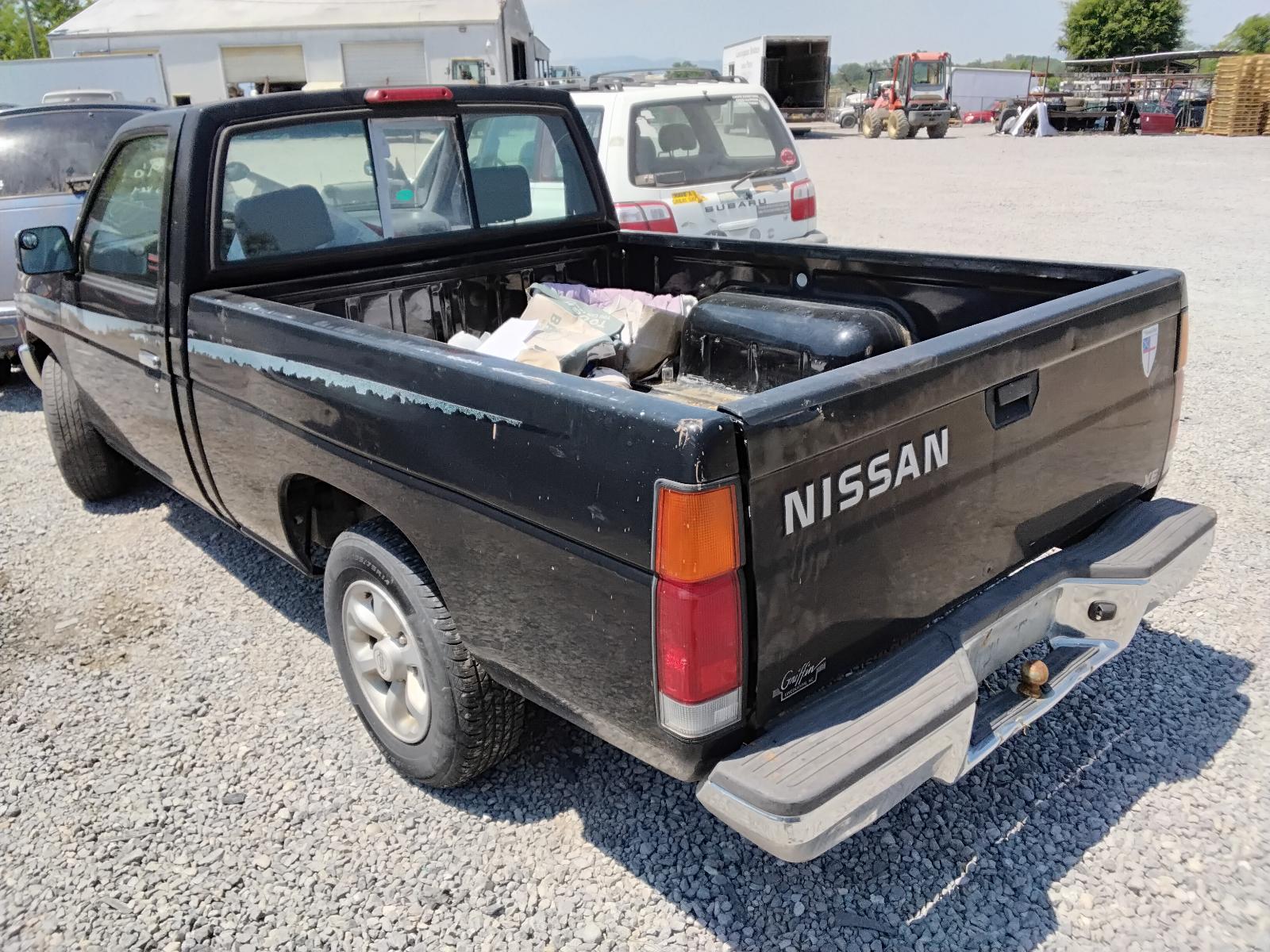 1996 NISSAN NISSAN PICKUP