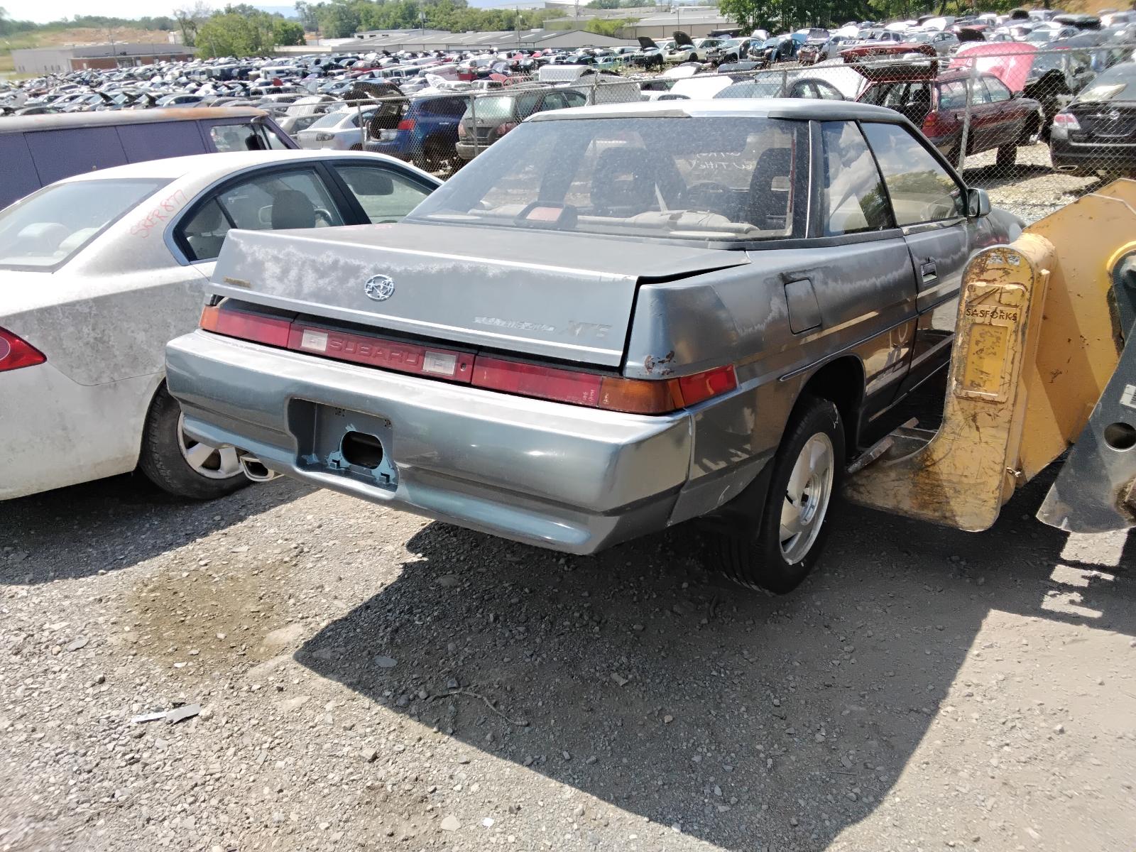 1988 SUBARU XT