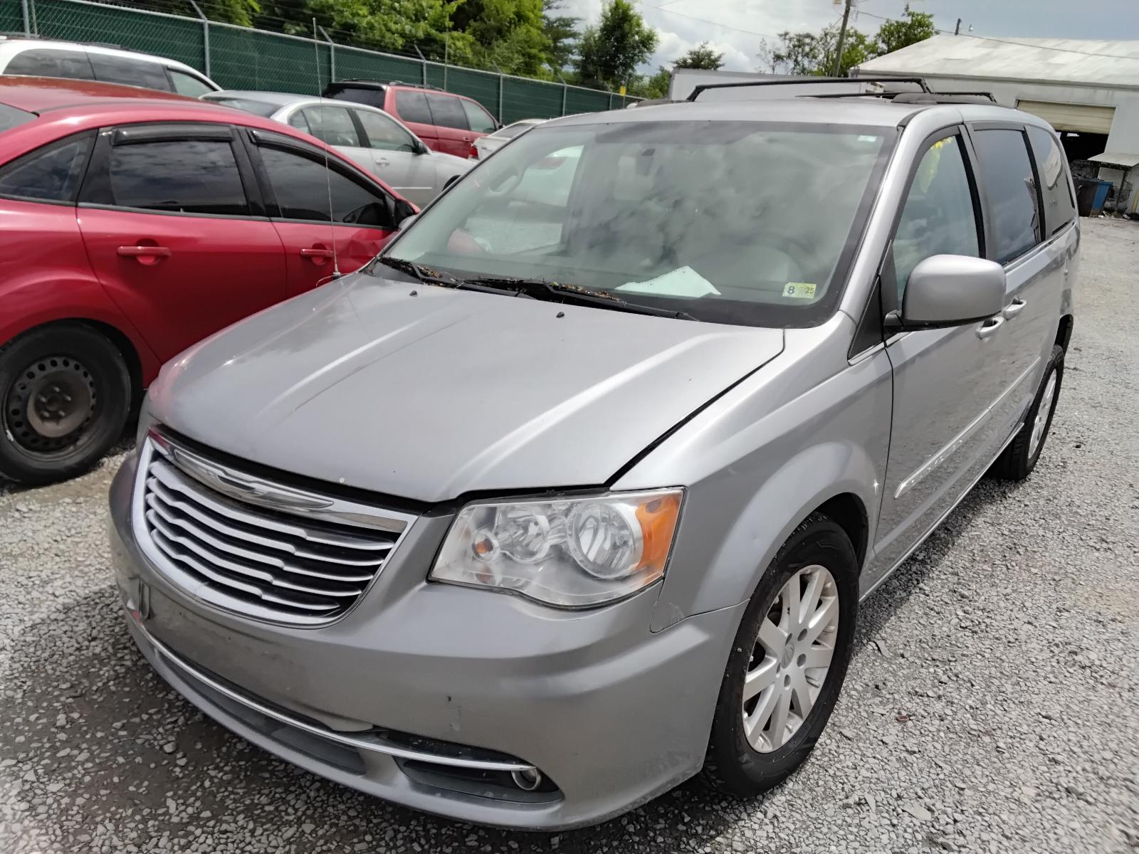 2013 CHRYSLER TOWN & COUNTRY