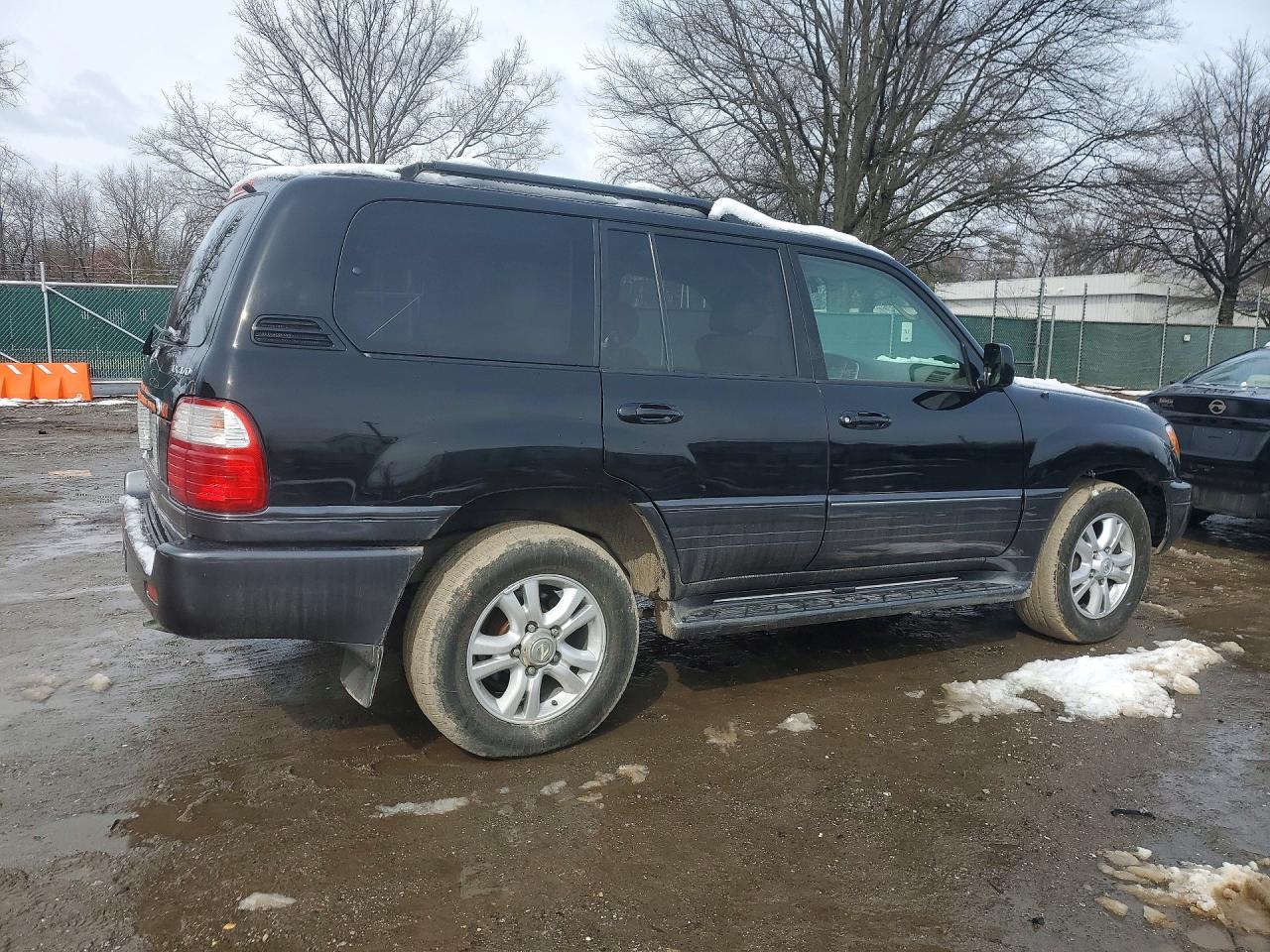 2004 LEXUS LEXUS LX470
