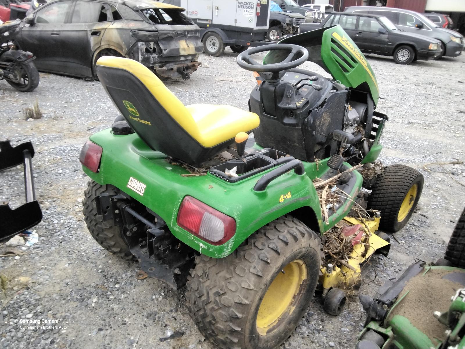 2003  JOHN DEERE